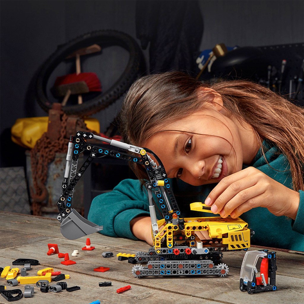 Lego-technic-42121-pelleteuse-jeu